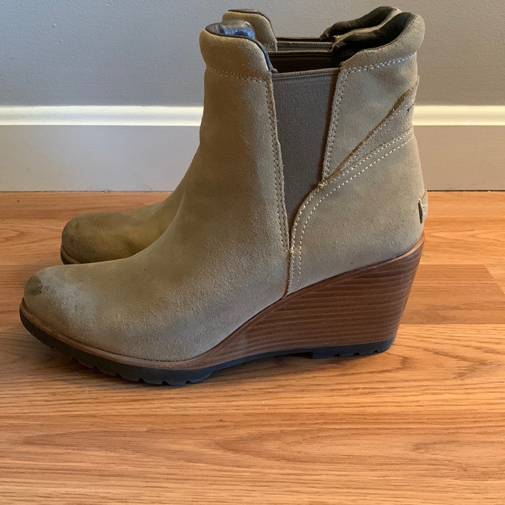 Women’s Sorel After Hours Chelsea suede